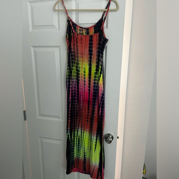 Set of 3 Multicolor Tie-Dye Bodycon Dress - Picture 3 of 13